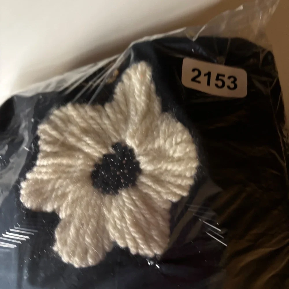 Anthropologie Floral half-moon Black Velvet‎ gold ring Bag clutch Vintage 2000s - Picture 5 of 5